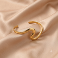 Eleganter Edelstahl-Armreif mit Wellen-Design – Vergoldetes, geschwungenes Statement-Armband