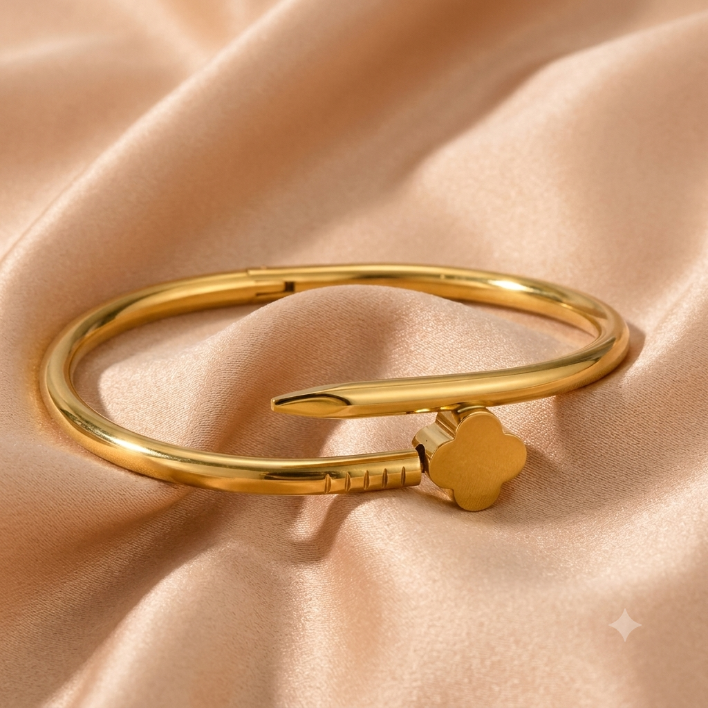 Edelstahl Nagel-Armreif mit Kleeblatt | Goldener Open Cuff Bracelet Stainless Steel